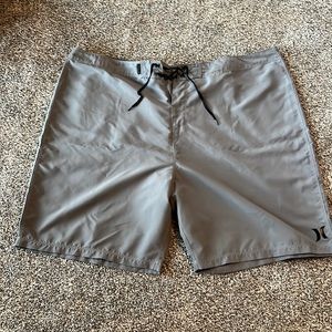 Hurley shorts (men’s)